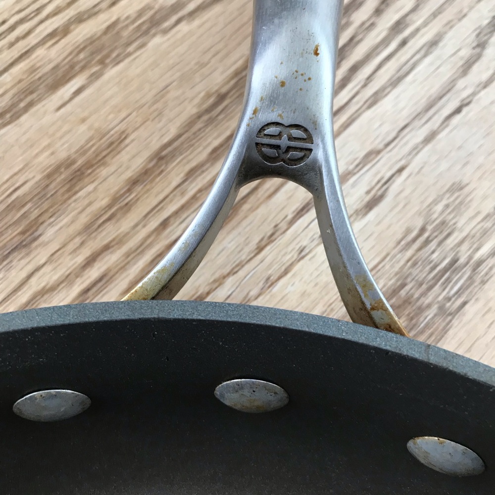 Calphalon Non-Stick Pan - Picture 3 of 5